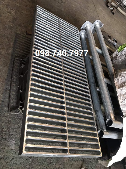 song chắn rác thoát nước