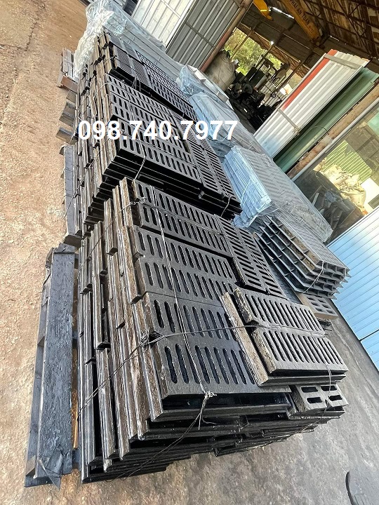 song chắn rác thu nước mặt